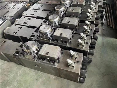 DongQiang machin manifakti meyè kalite pyès rezèv nan idwolik Jack mato silenn pou HB20G SB81 SB100 SB121 SB131 SB151